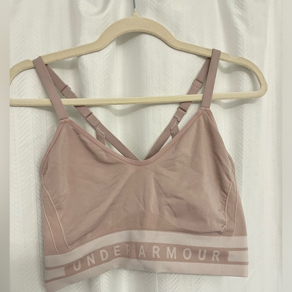 Women’s Under Armour Bra, cross back. XL.